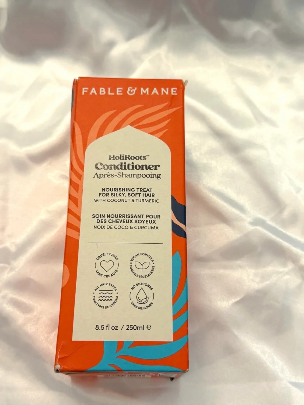 Fable & Mane HoliRoots Conditioner 8.5 fl oz Full Size New Box Coconut Turmeric